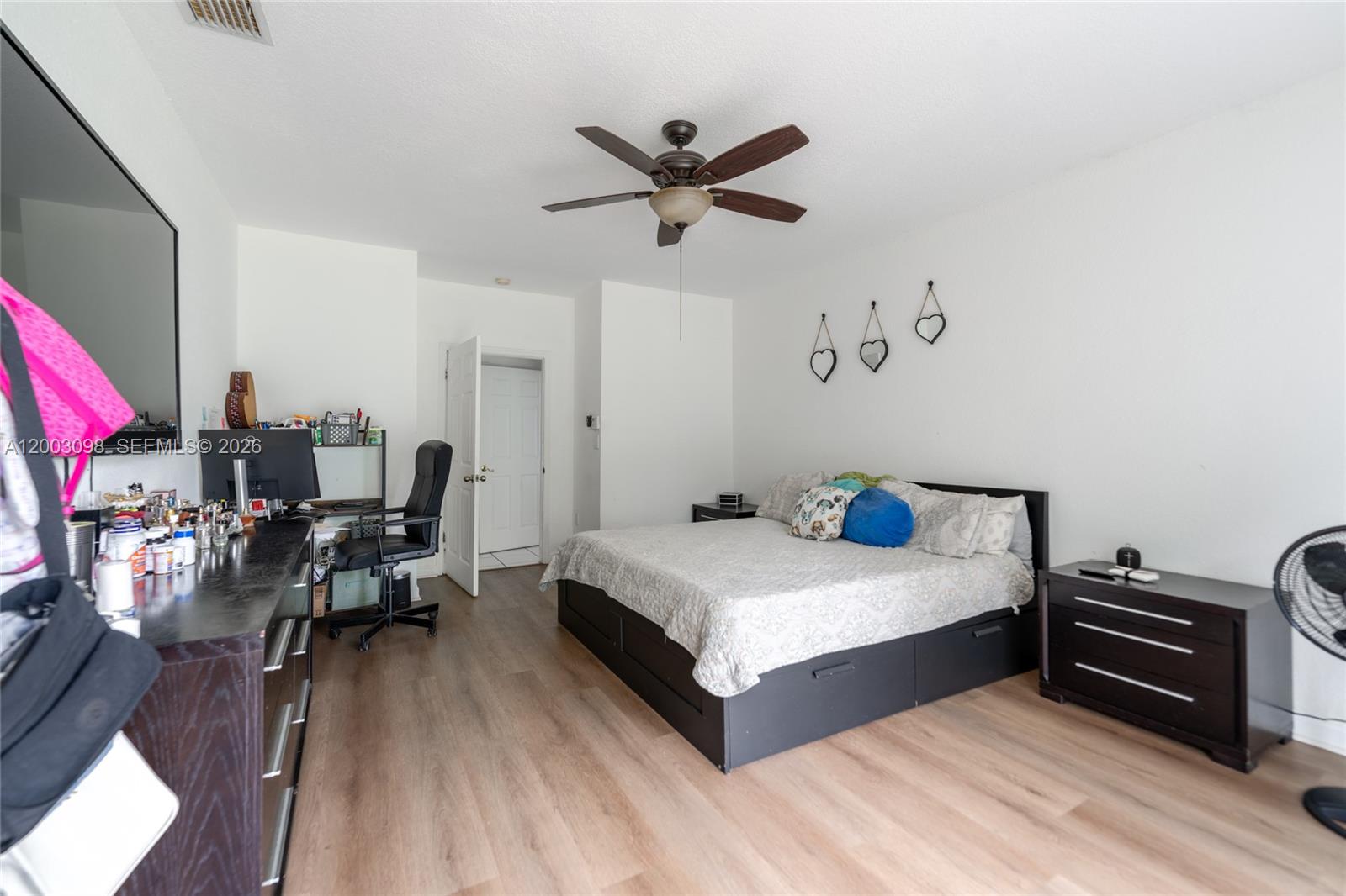 ADVENTURE HOMES - Residential