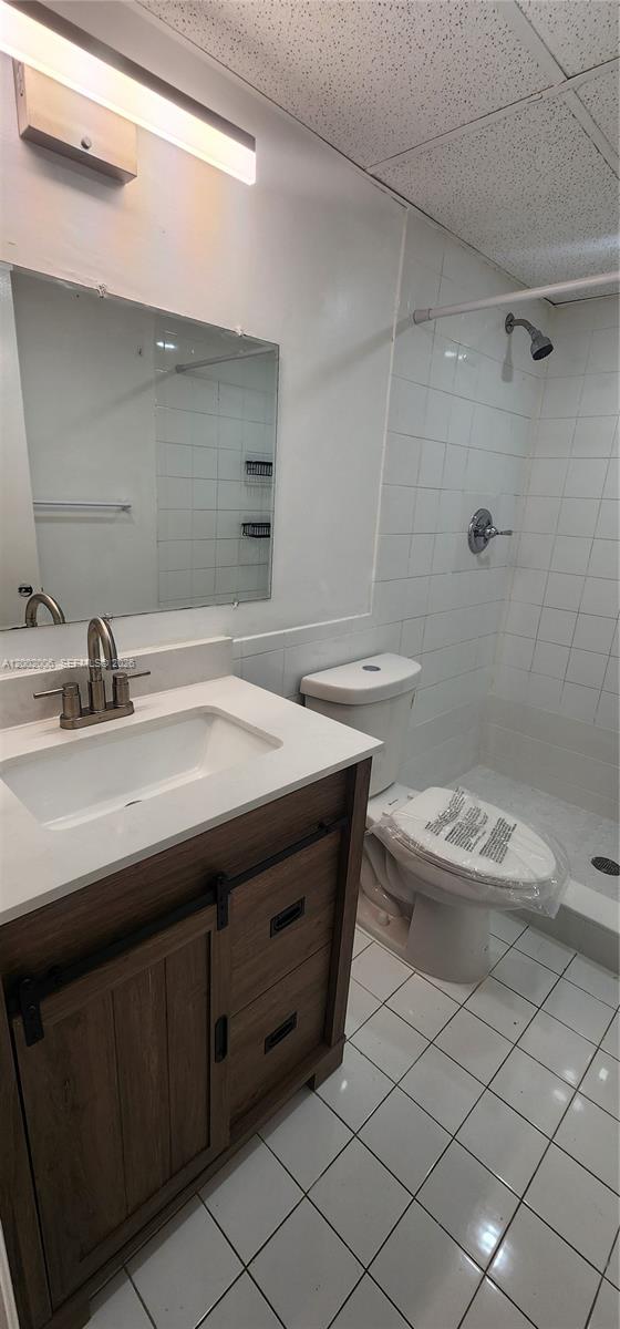 PALM VILLAGE CLUB CONDO - Residential Lease