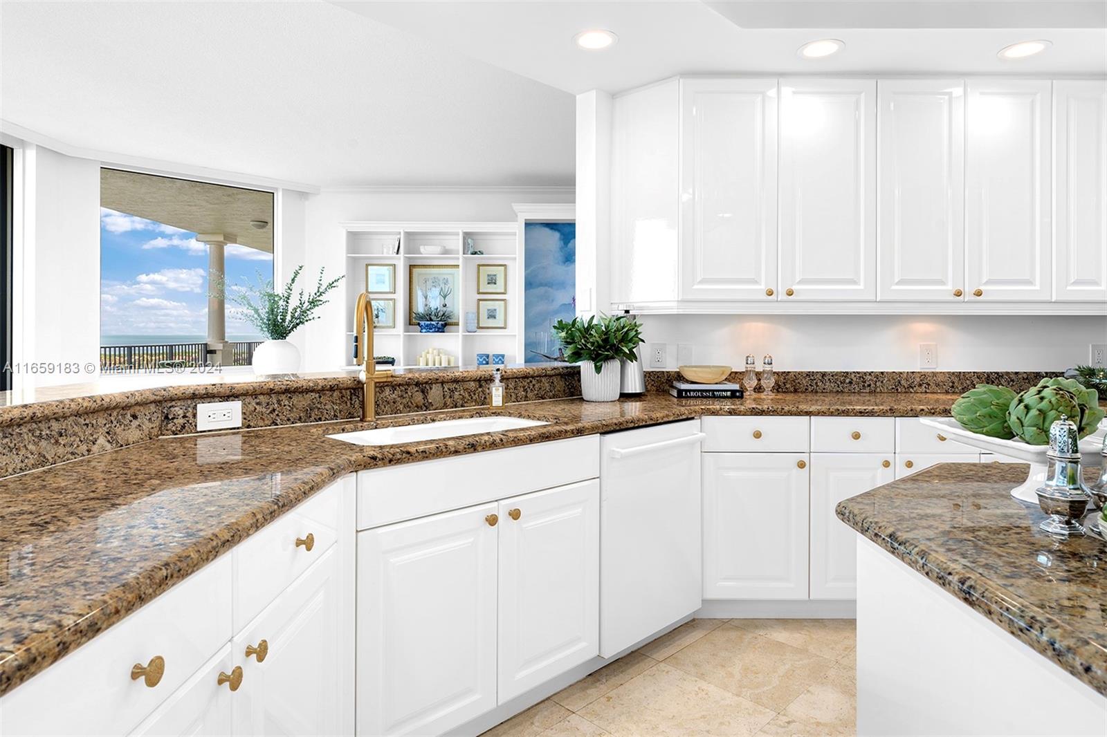 VERONA AT DEERING BAY CON - Residential