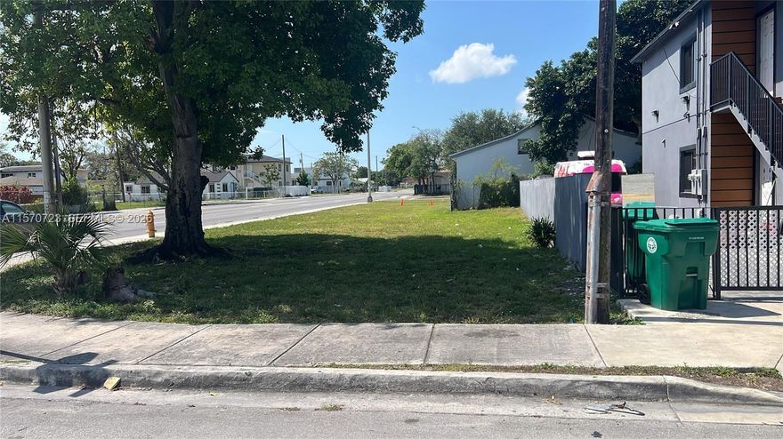 READY TO BUILD WITH APPROVED PLAND & PERMITS!!! Exceptional opportunity in Miami! Presenting a prime vacant corner lot in the vibrant city of Miami, perfectly situated near major highways, a leading hospital, and just 5 minutes from the airport. Enjoy the convenience of being only 10 minutes away from the artistic hubs of Wynwood and the Design District. This unique parcel offers the potential to build two luxurious two-story townhomes, with the owner providing approved plans for immediate development. Dade County impact fees have been paid, ensuring the lot is ready for construction the moment you close. Don't miss out on this rare chance to create your dream project in one of Miami's most sought-after locations.