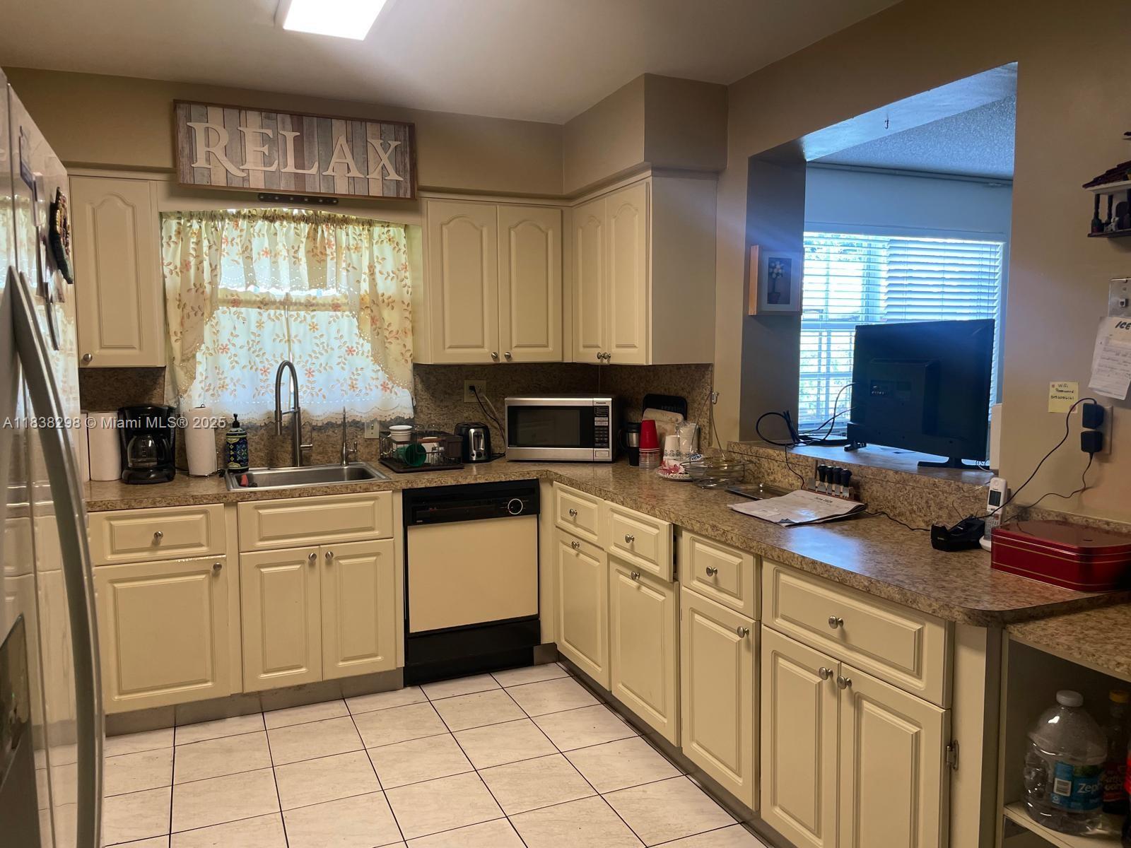 ANACRIS ADDN TO HIALEAH R - Residential