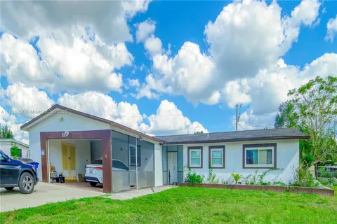 511 York Rd, Lehigh Acres, FL 33936 - MLS#: A11733017