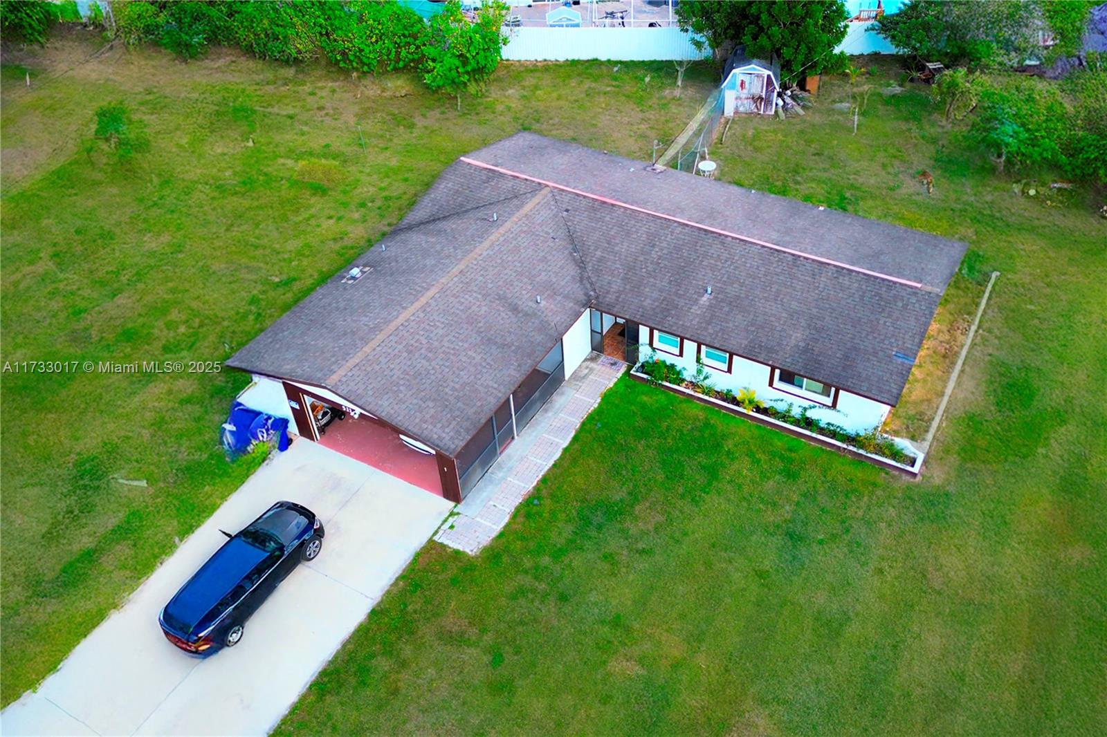 Property for Sale at 511 York Rd, Lehigh Acres, Lee County, Florida - Bedrooms: 4 
Bathrooms: 2  - $365,000