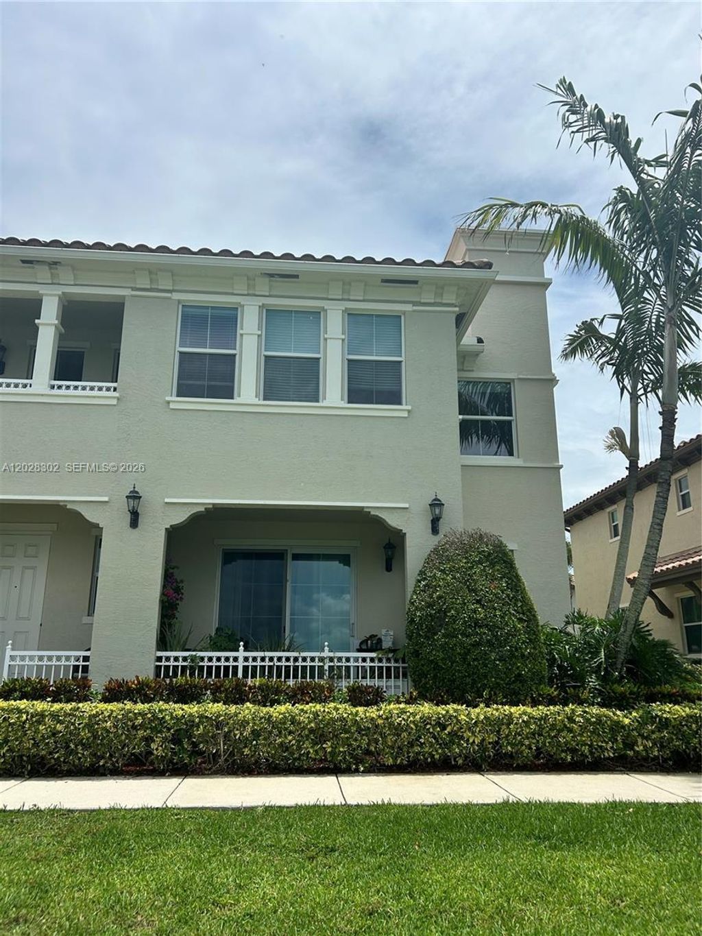Photo of 3057 Tortola Way, Cooper City, FL 33024 (MLS # A12028302)