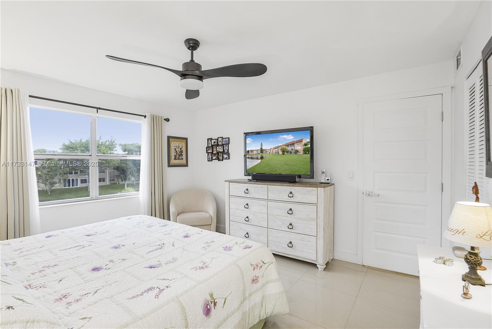 SUNRISE LAKES PHASE 3 - Residential