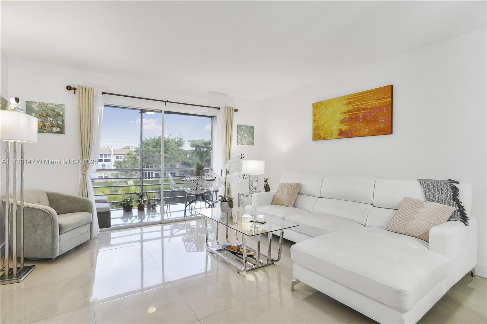 SUNRISE LAKES PHASE 3 - Residential