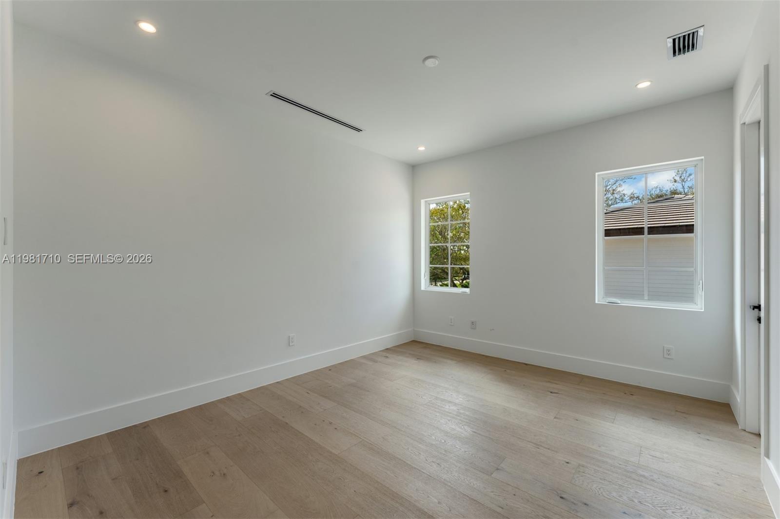 FARMERS ACRES - Residential