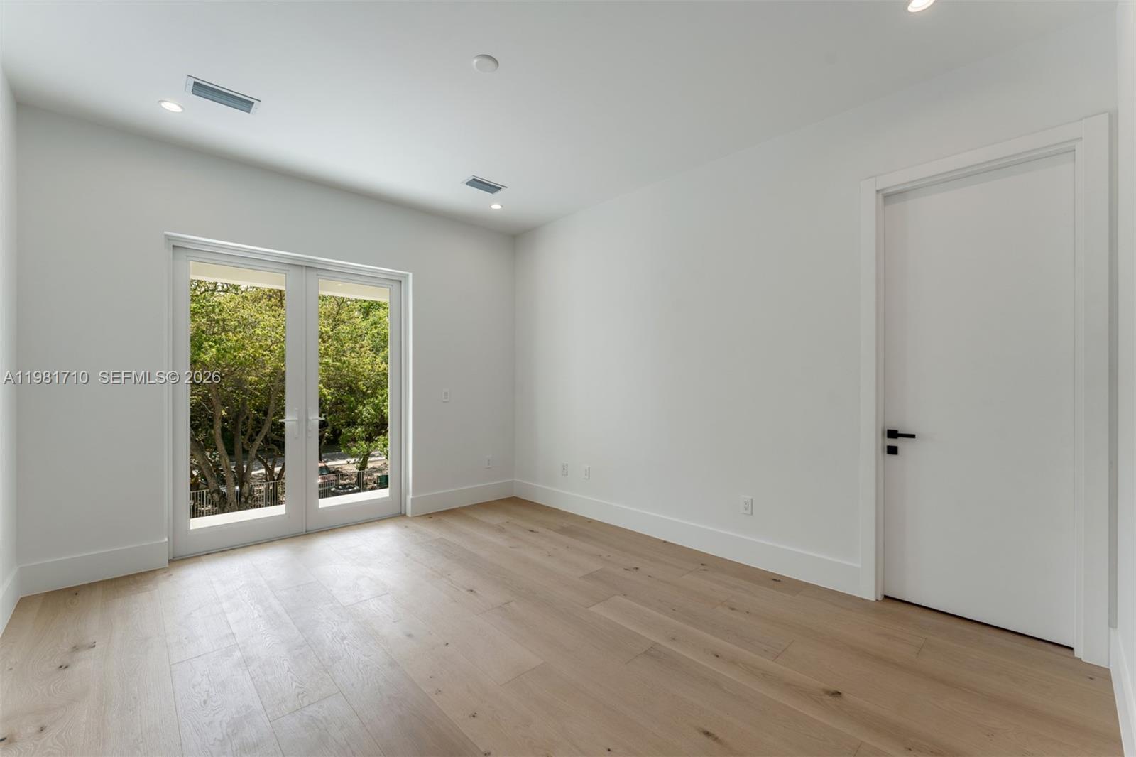 FARMERS ACRES - Residential