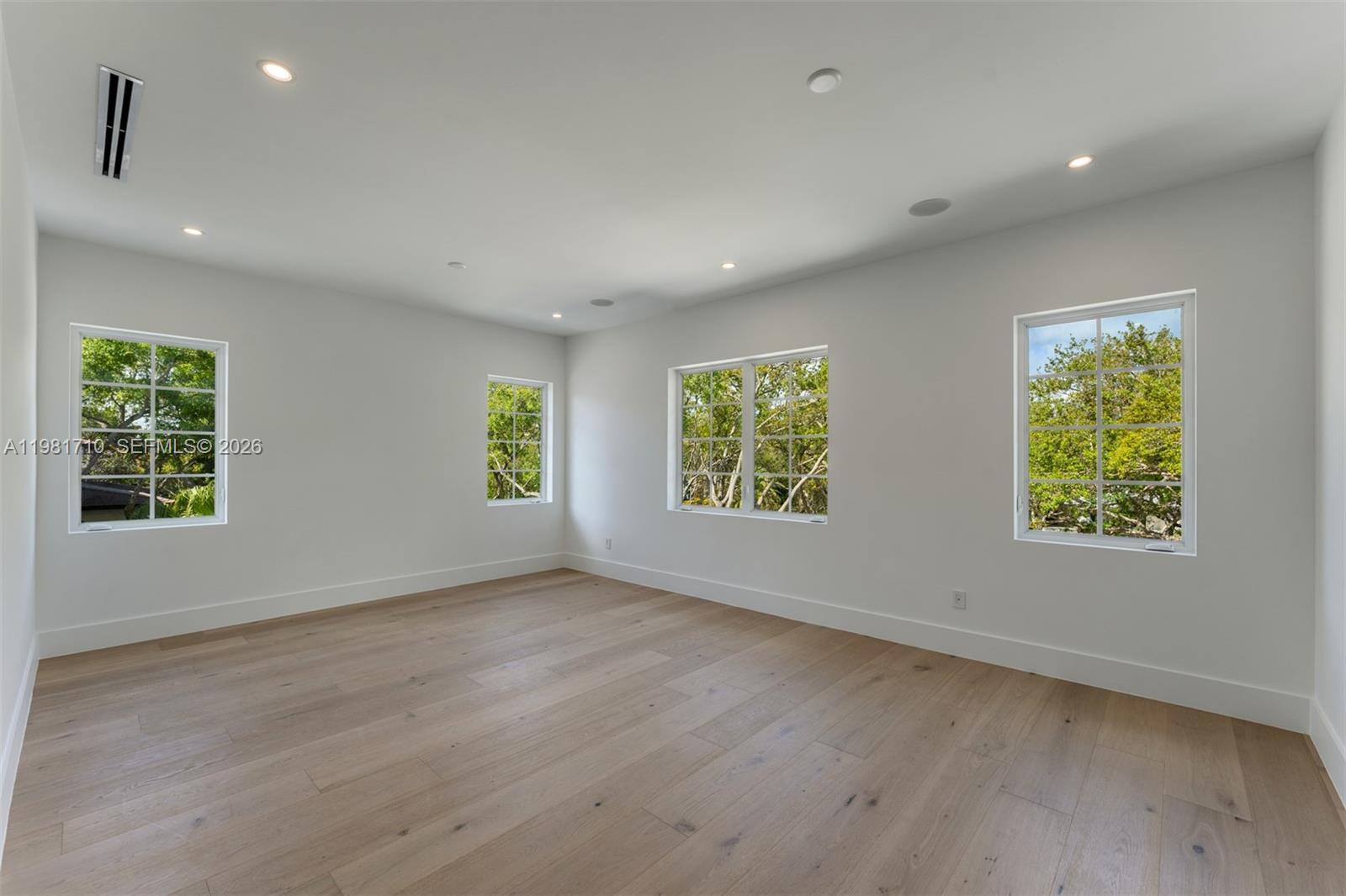 FARMERS ACRES - Residential