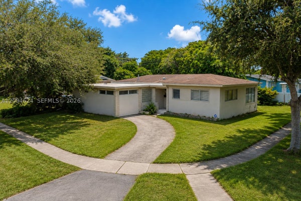 50 NE 132ND TER, NORTH MIAMI, FL 33161 - Image 53e11e3a190ca5556d8bc2f67df53c8c/2292055427