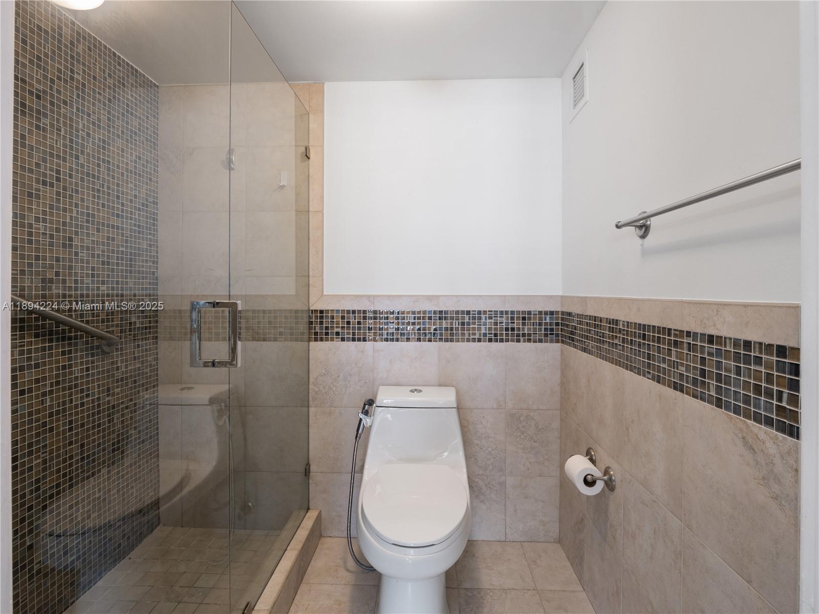 CLIFTON CONDO - Residential
