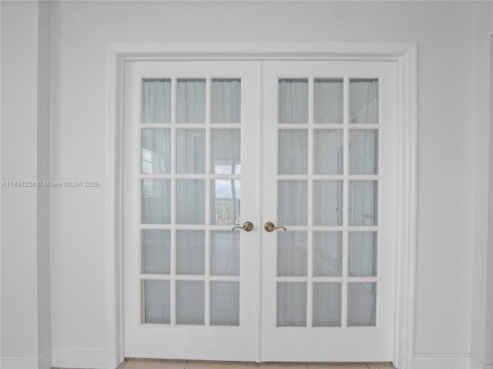 CLIFTON CONDO - Residential