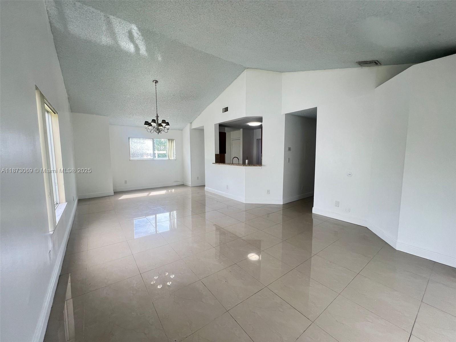 SUMMER LAKE CONDO - Residential Lease