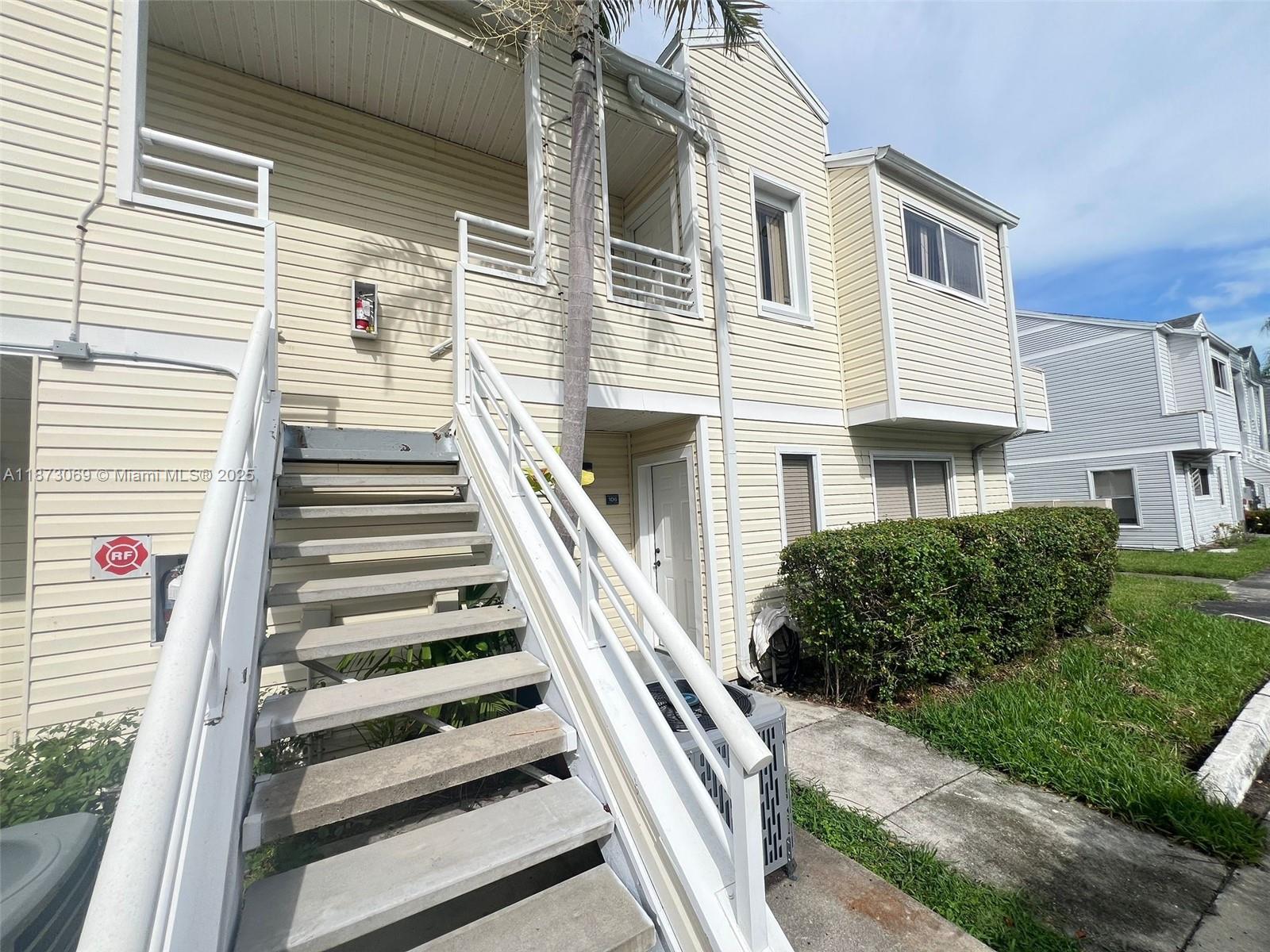 SUMMER LAKE CONDO - Residential Lease