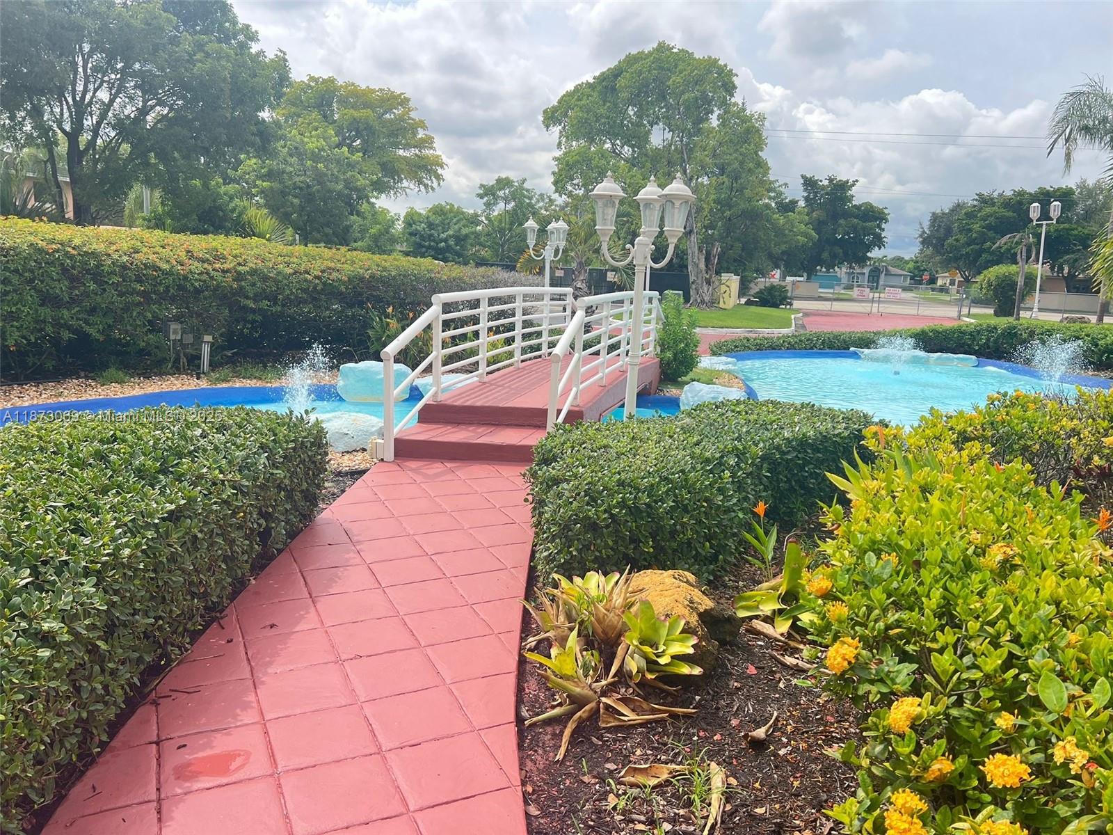 SUMMER LAKE CONDO - Residential Lease