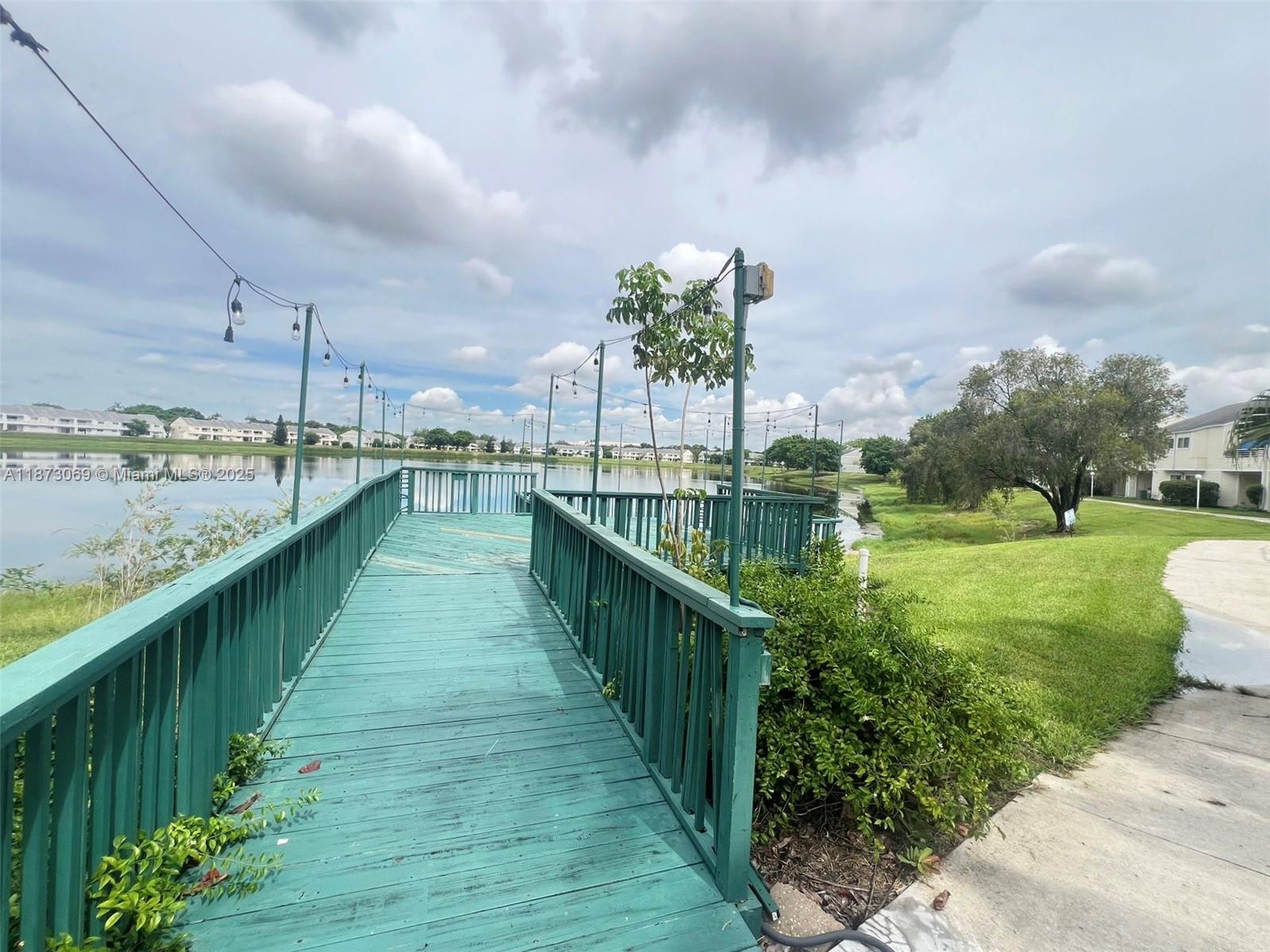 SUMMER LAKE CONDO - Residential Lease