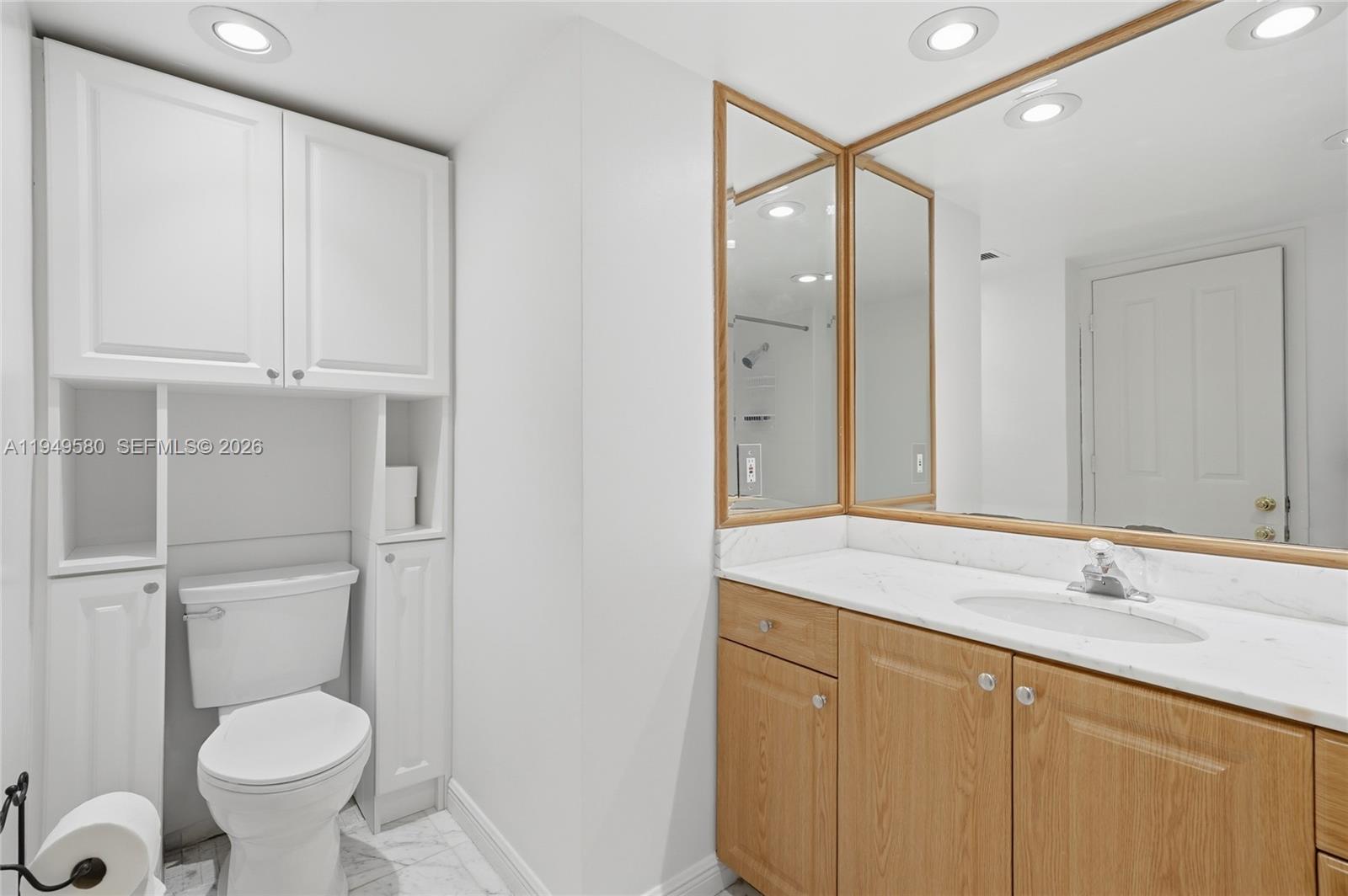 POINT OF AMERICAS CONDO - Residential Lease