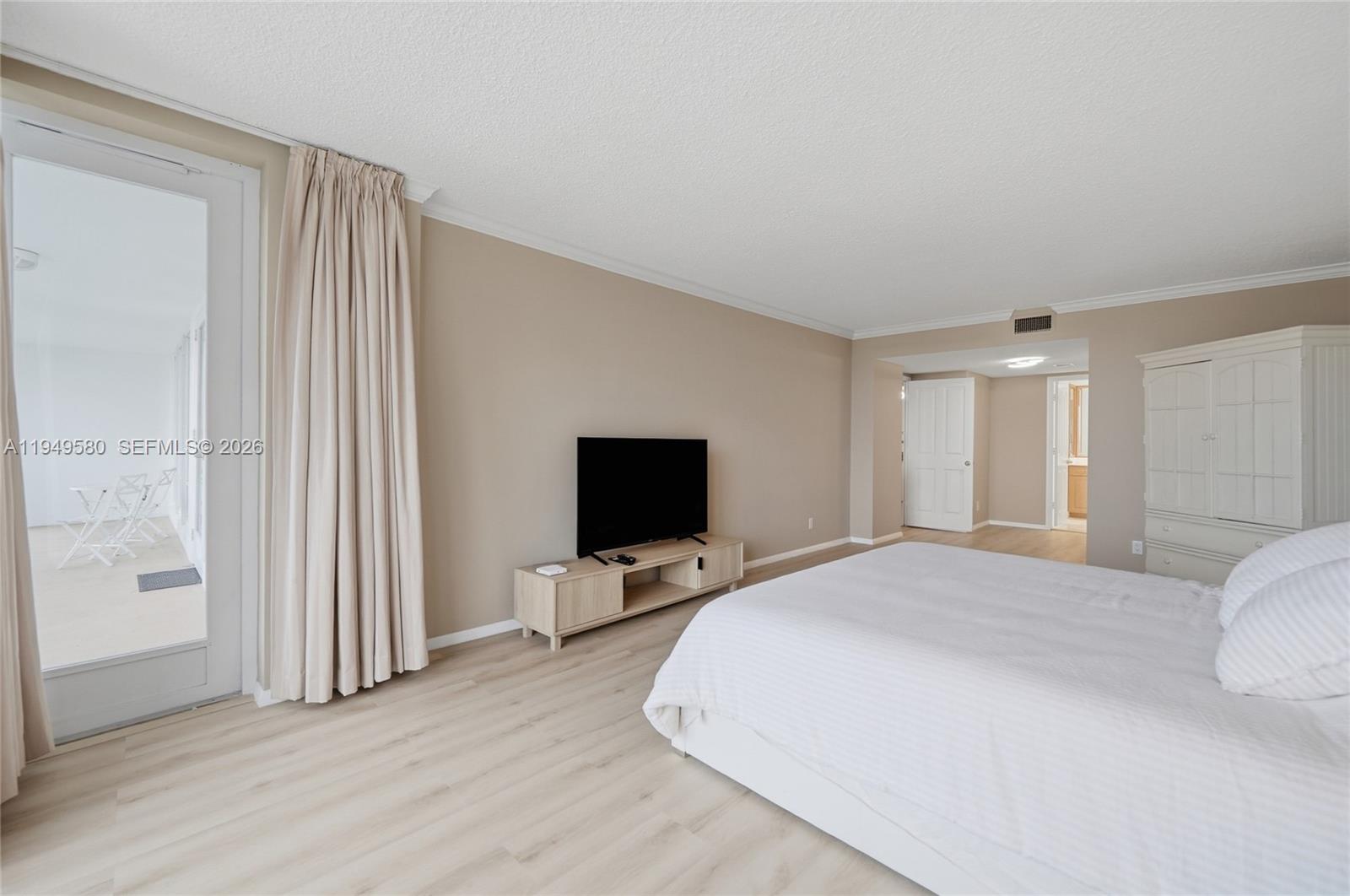 POINT OF AMERICAS CONDO - Residential Lease