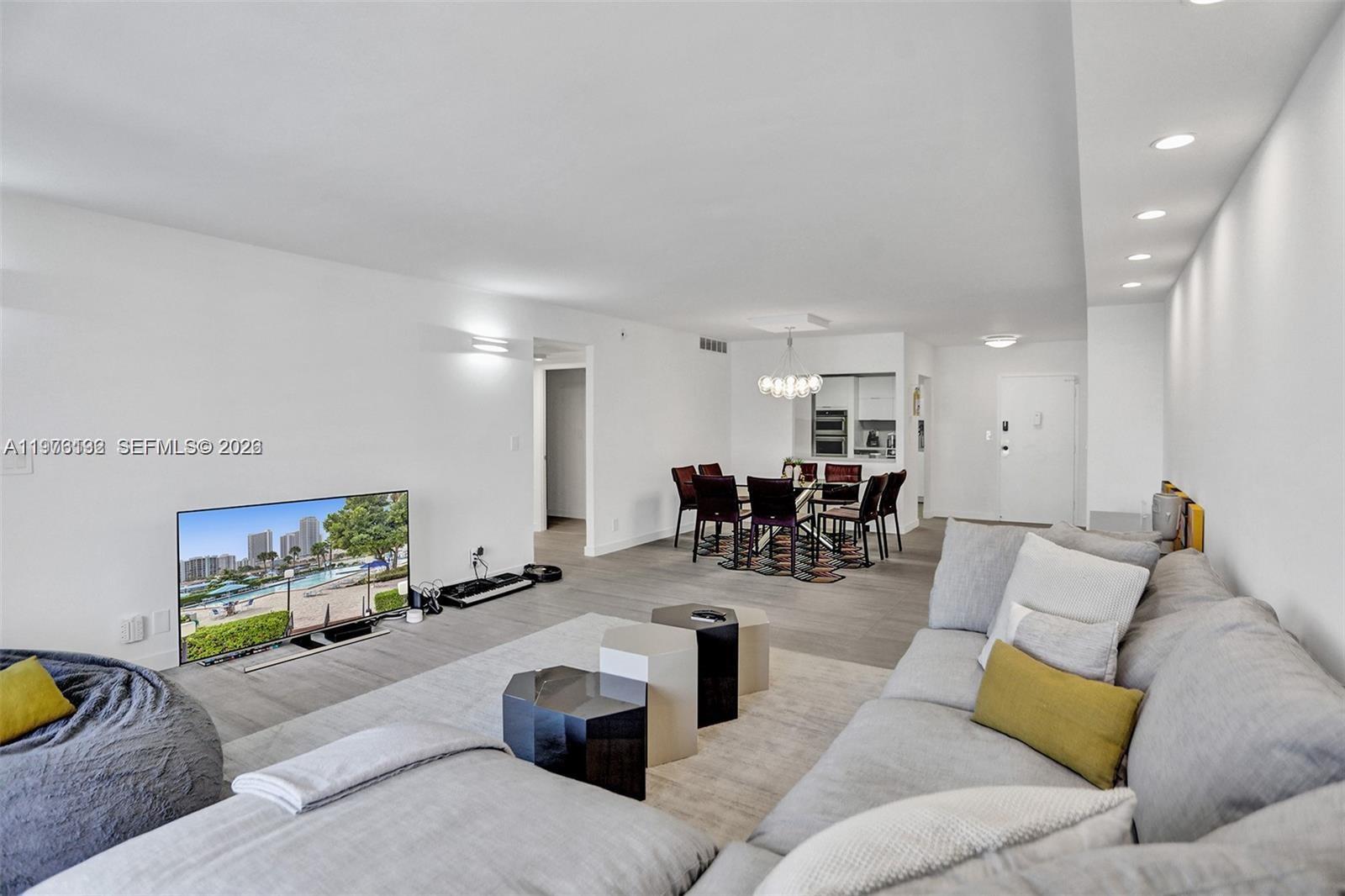 OLYMPUS CONDO PHASE - Residential