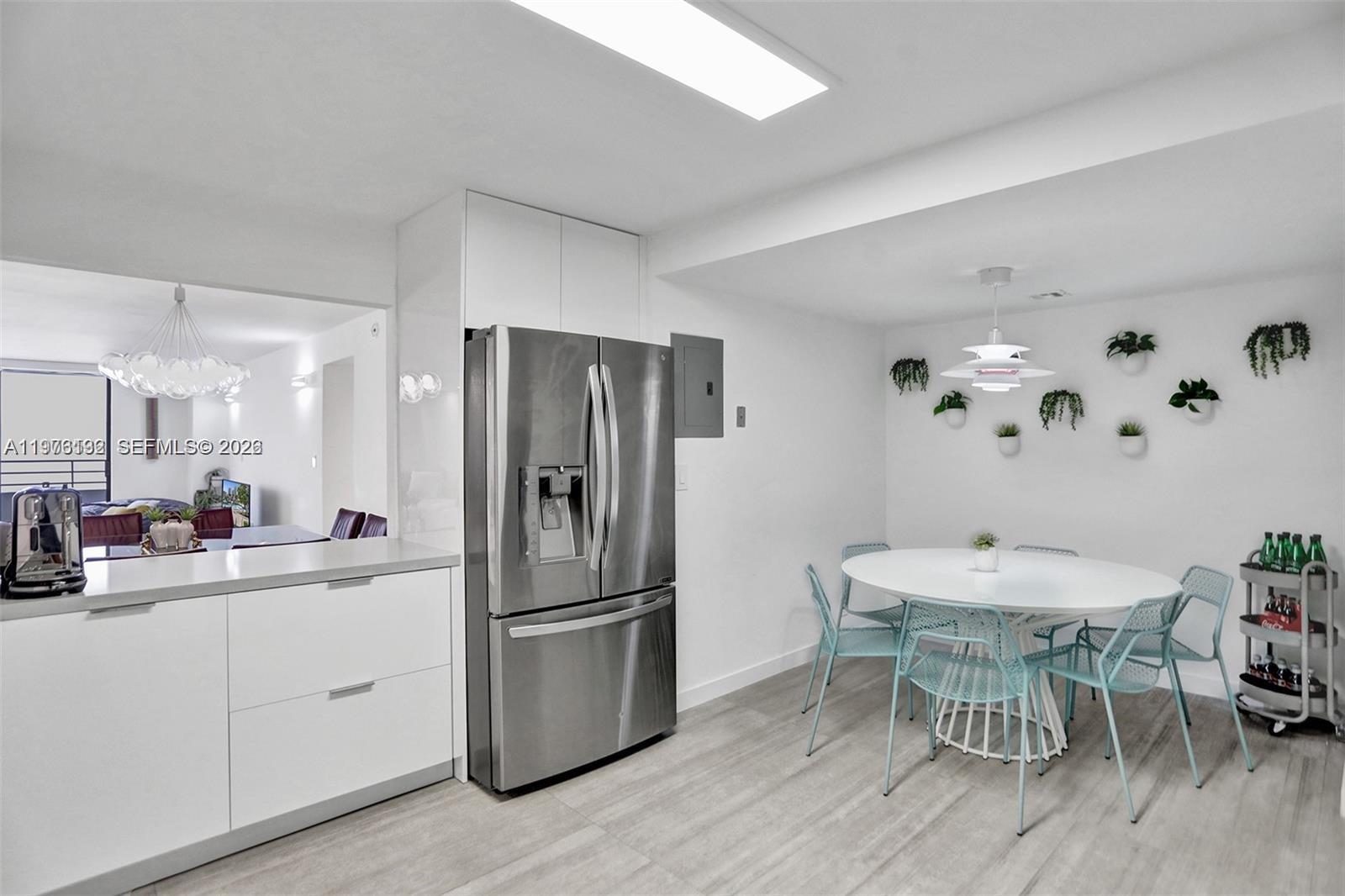 2500 Parkview Dr 1912