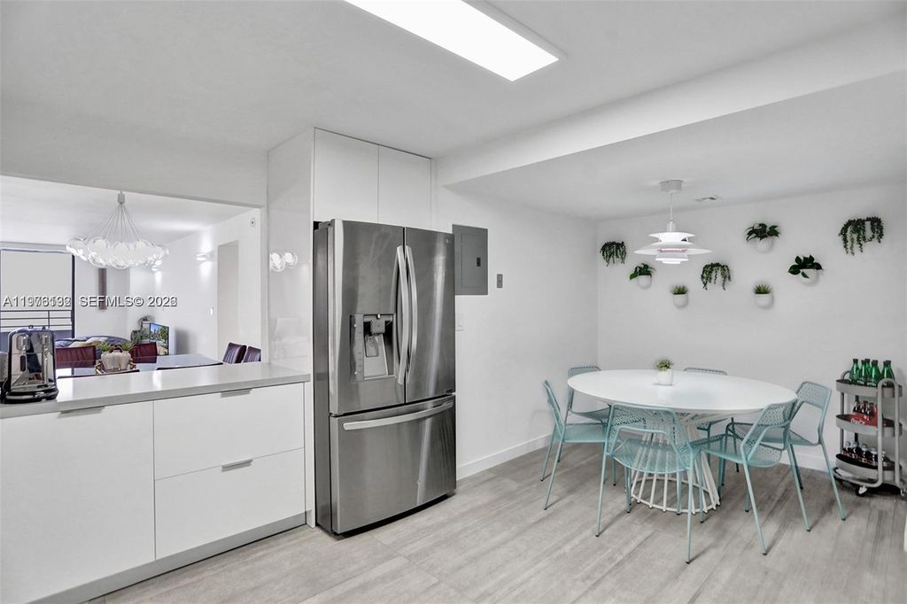 Photo of 2500 Parkview Dr #1912, Hallandale Beach, FL 33009 (MLS # A11976132)