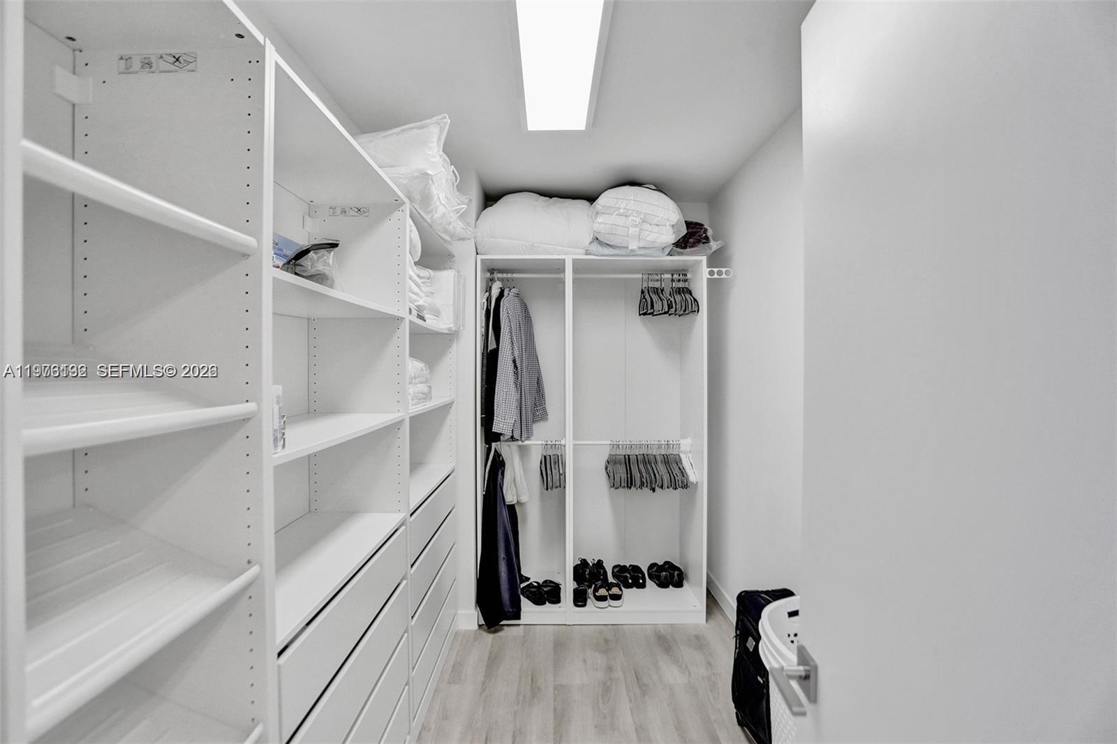 OLYMPUS CONDO PHASE - Residential