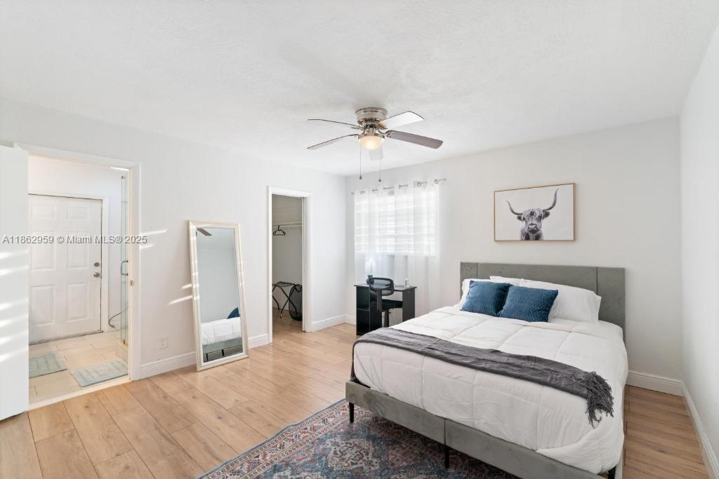 HOLLYWOOD HILLS - Residential Lease