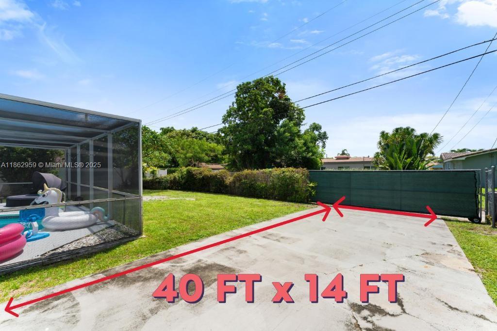 HOLLYWOOD HILLS - Residential Lease