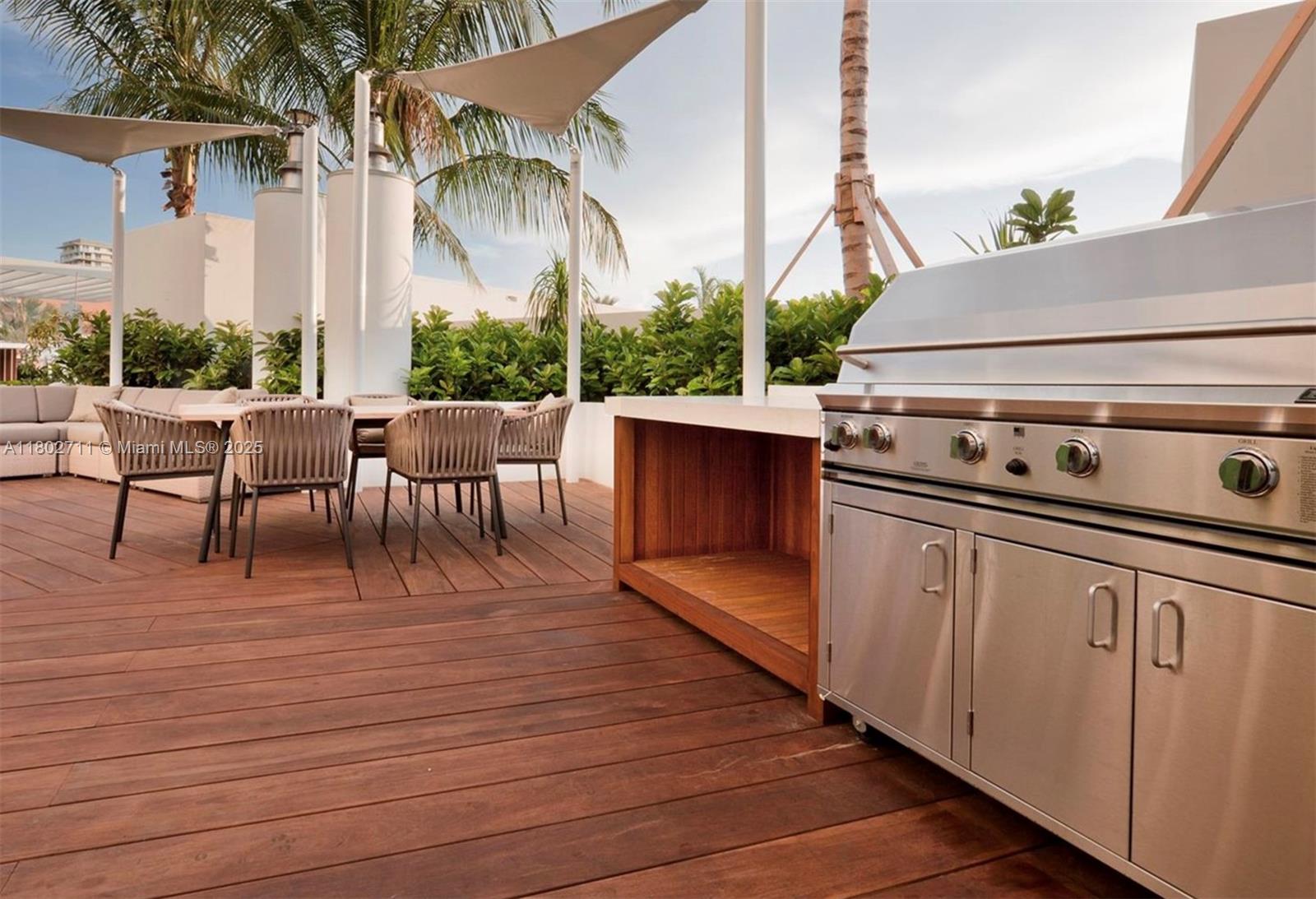 2020 N Bayshore Dr 1008