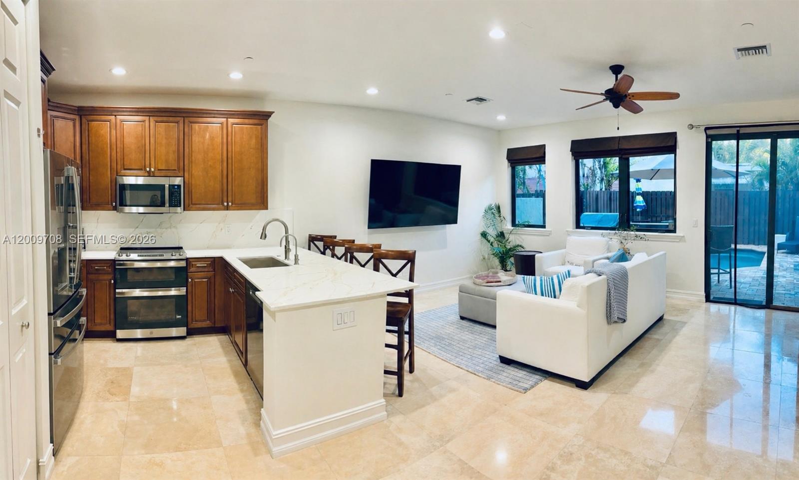 VICTORIA PARK CORR AMEN P - Residential