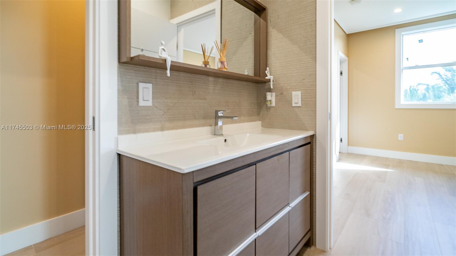 DEVERAS SUB - Residential