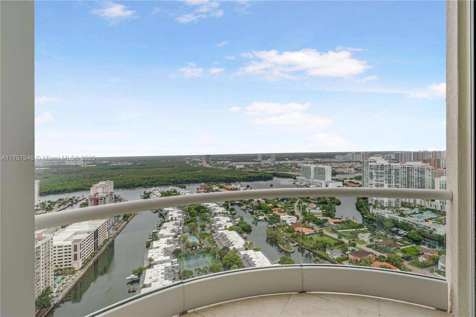 TURNBERRY OCEAN COLONY SO - Residential