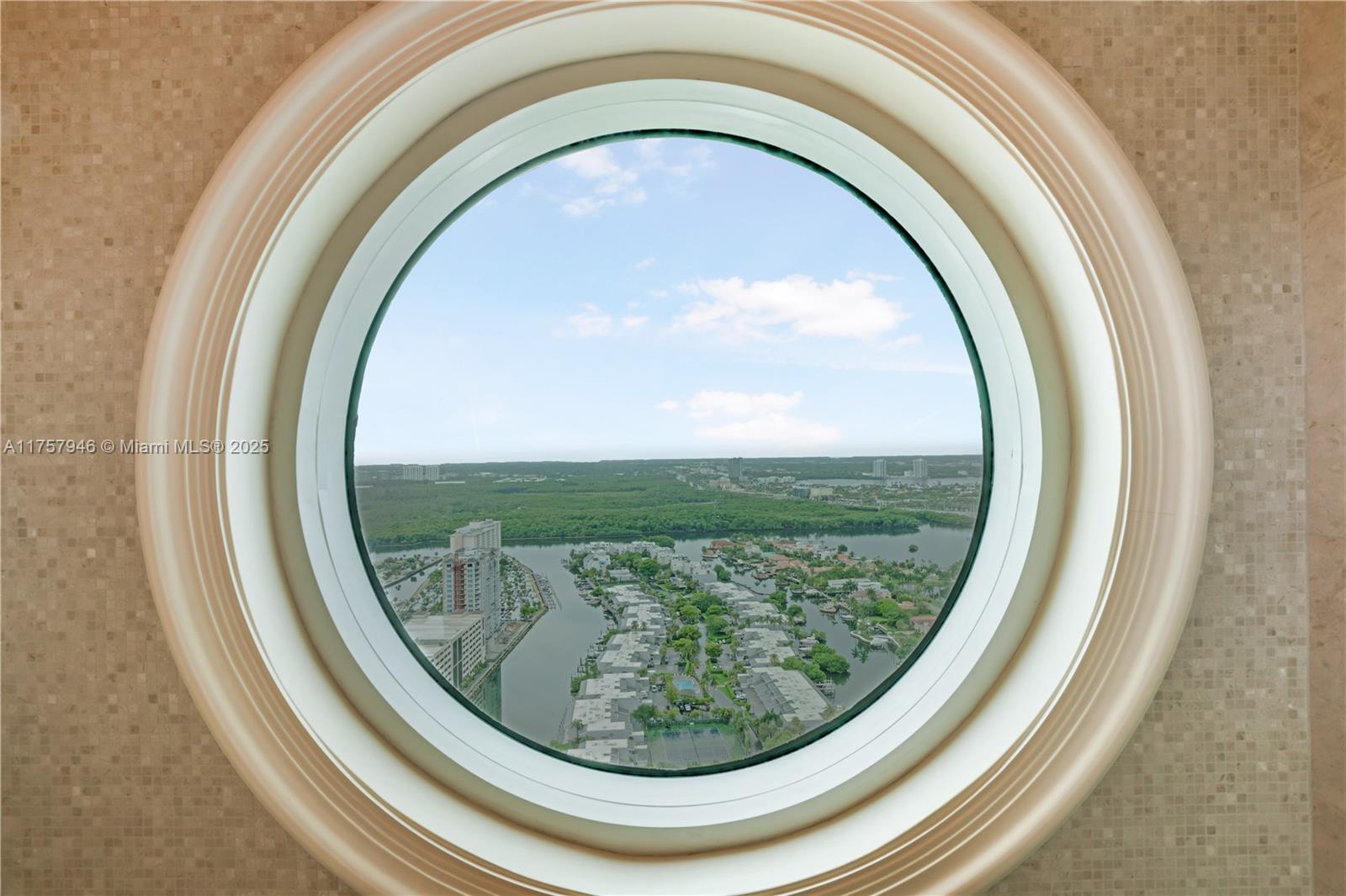 TURNBERRY OCEAN COLONY SO - Residential