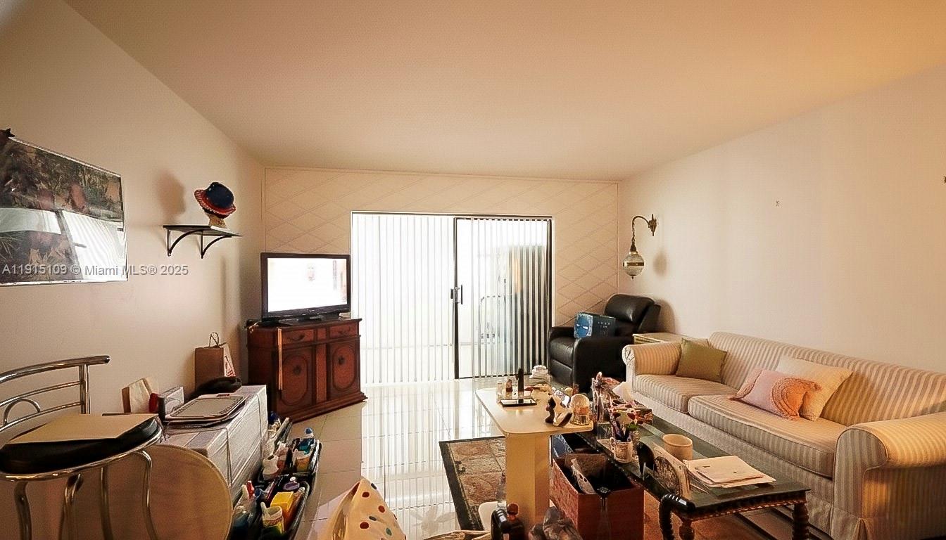 3940 NW 42nd Ave 215