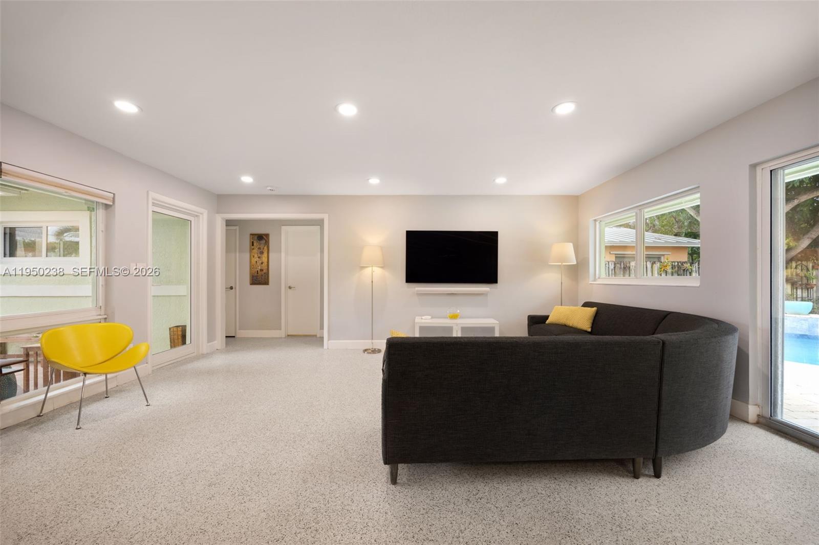 RIVER VISTA - Residential