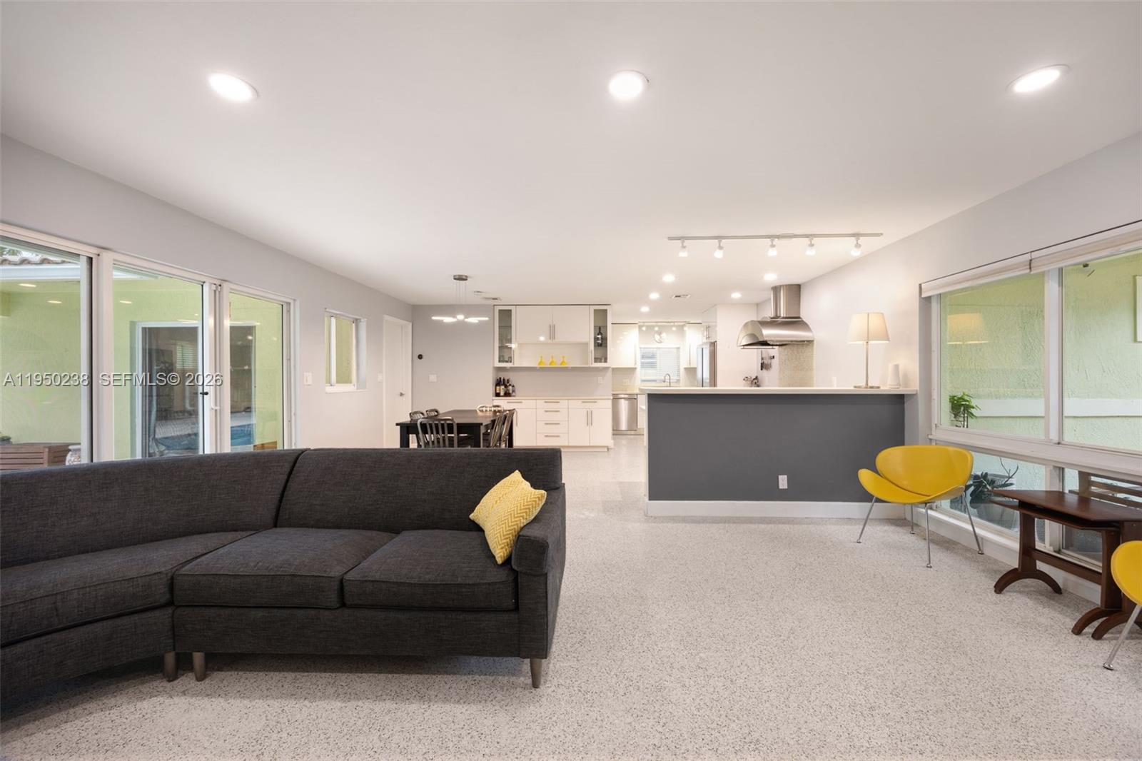 RIVER VISTA - Residential