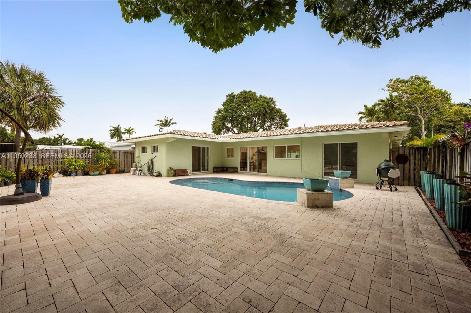 RIVER VISTA - Residential