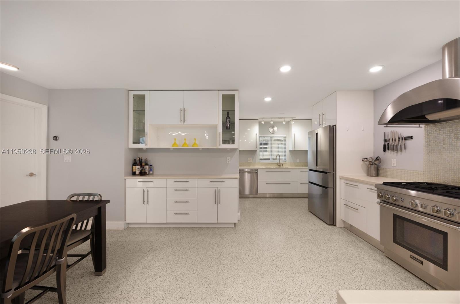 RIVER VISTA - Residential