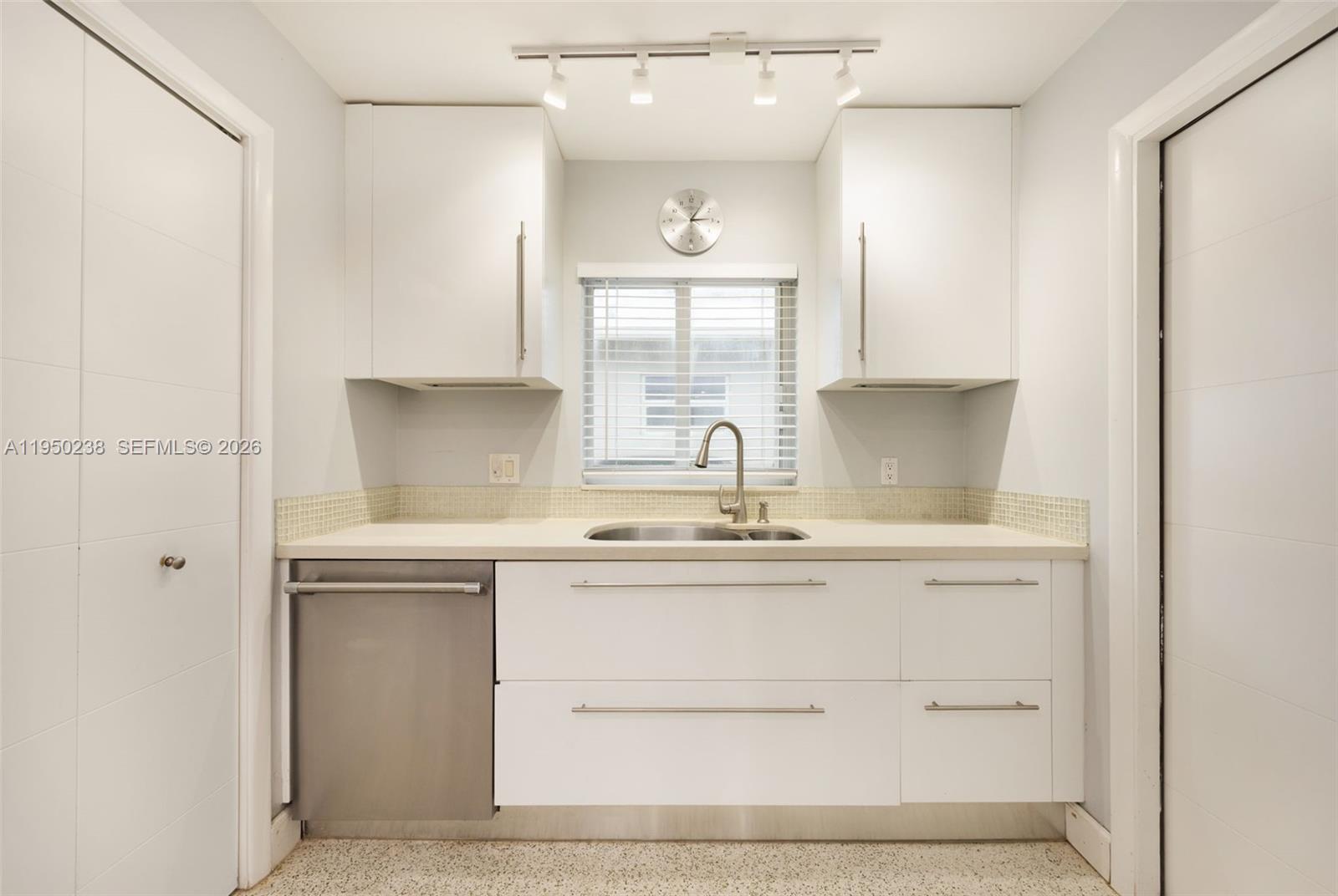 RIVER VISTA - Residential