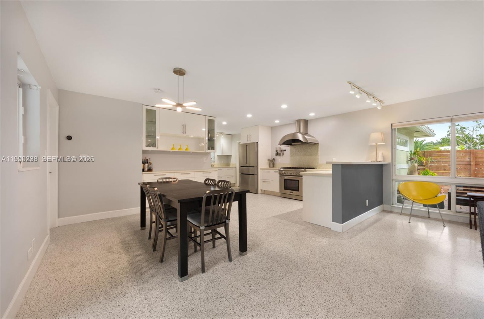 RIVER VISTA - Residential