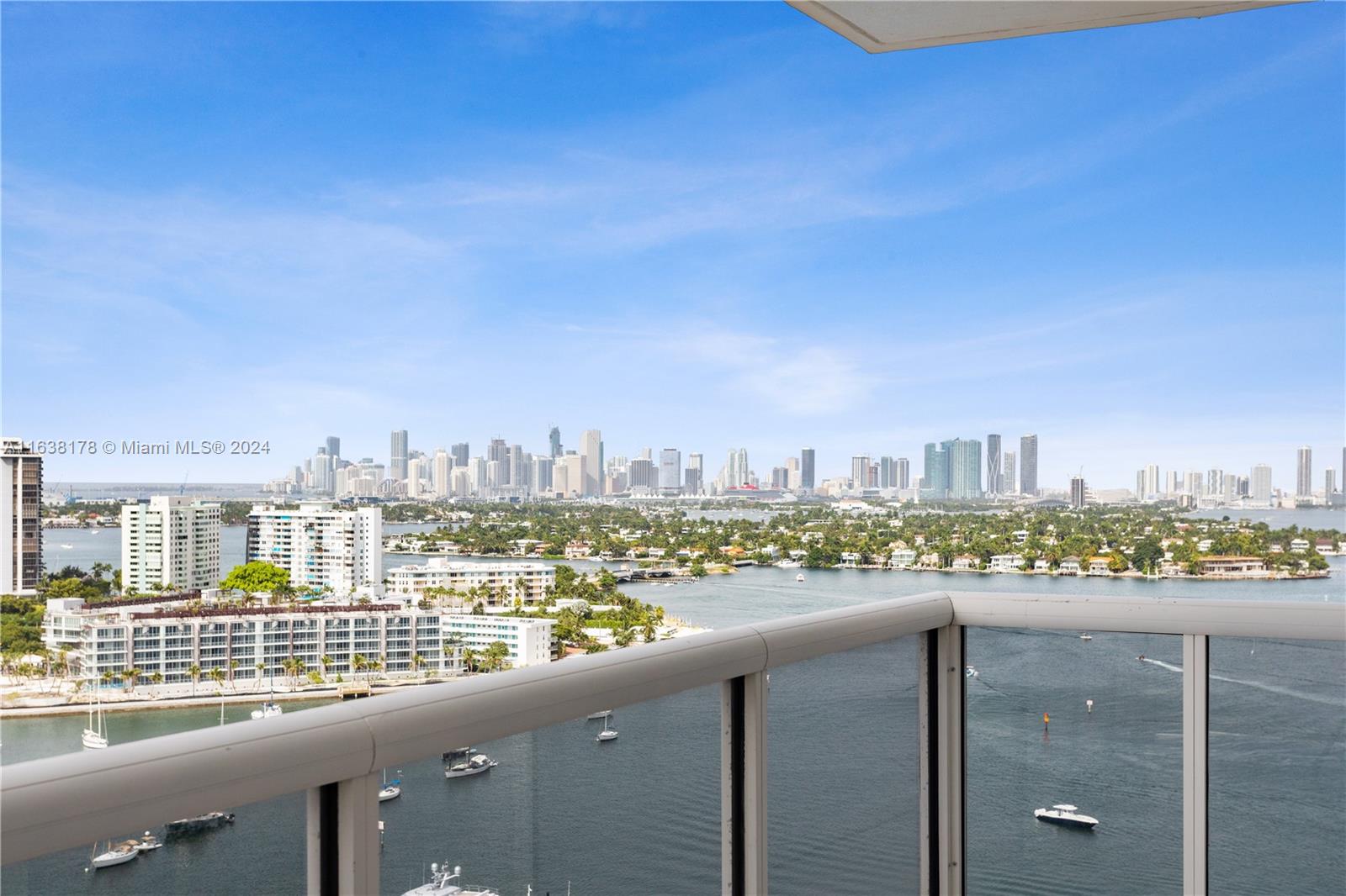 Property for Sale at 1900 Sunset Harbour Dr 2214, Miami Beach, Miami-Dade County, Florida - Bedrooms: 2 
Bathrooms: 2  - $1,595,000