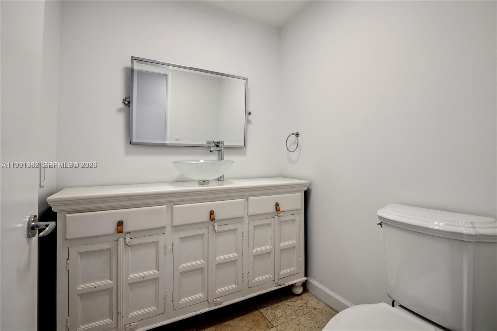 LAKE VILLA TWO CONDO - Residential Lease