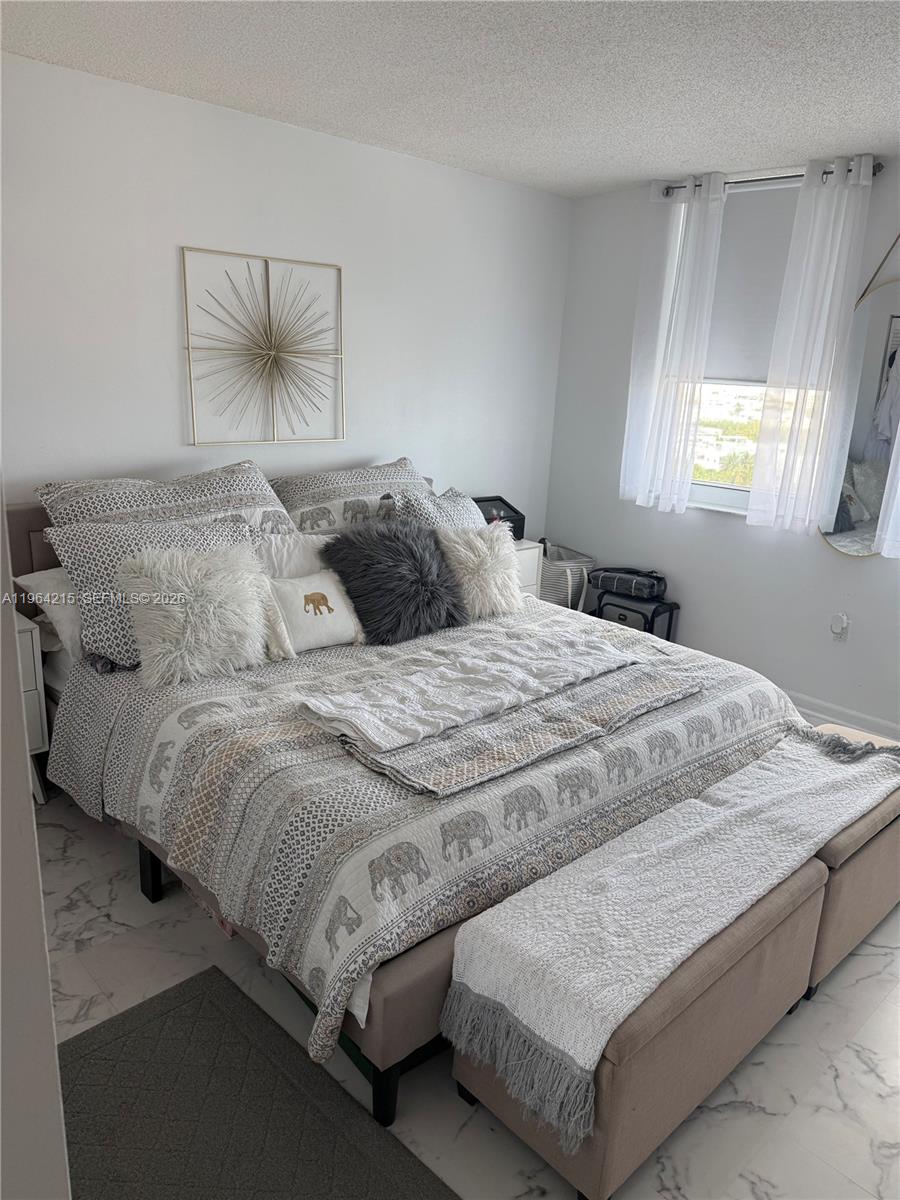 YACHT CLUB AT PORTOFINO C - Residential