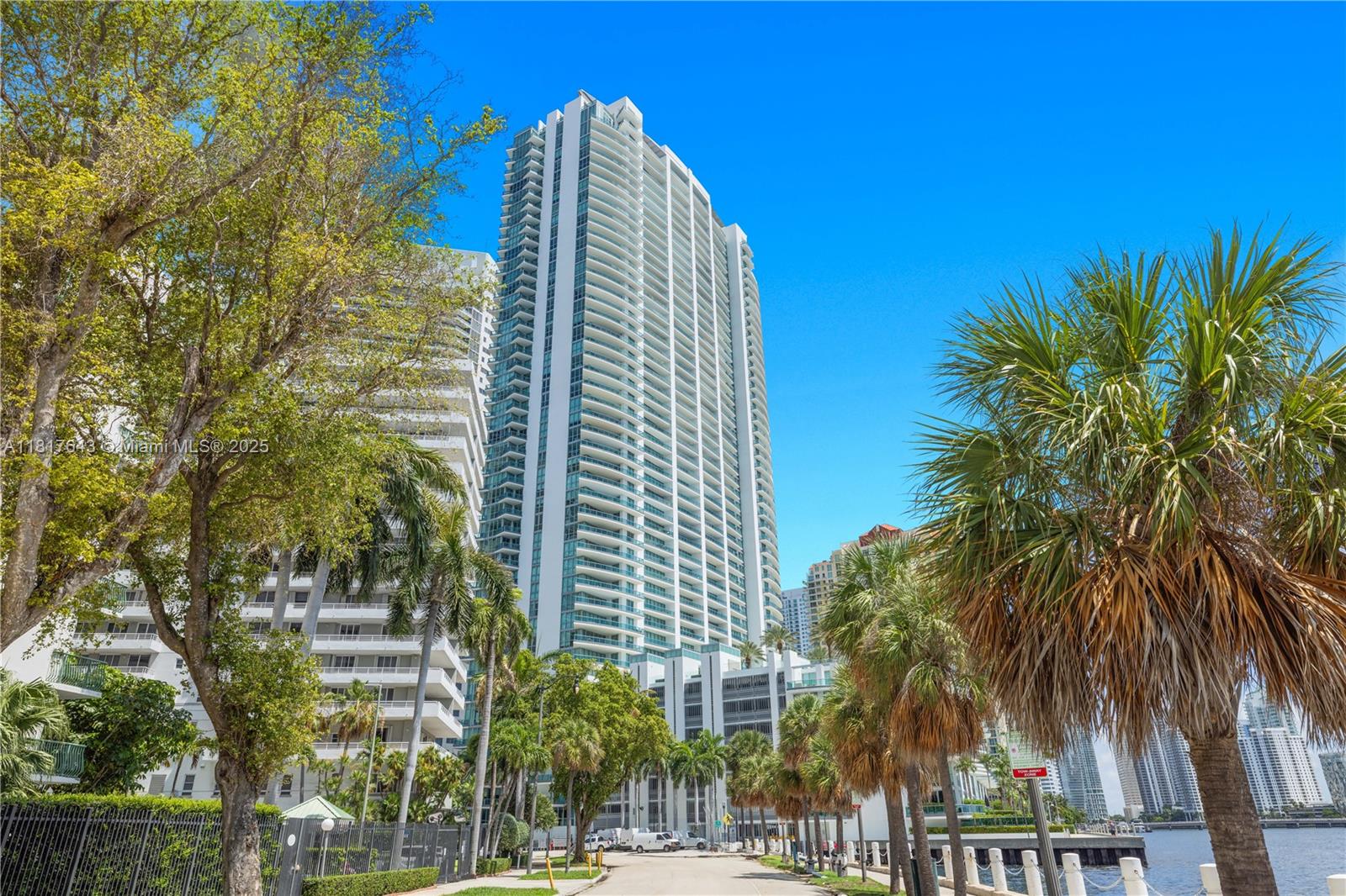 1331 Brickell Bay Dr 4001
