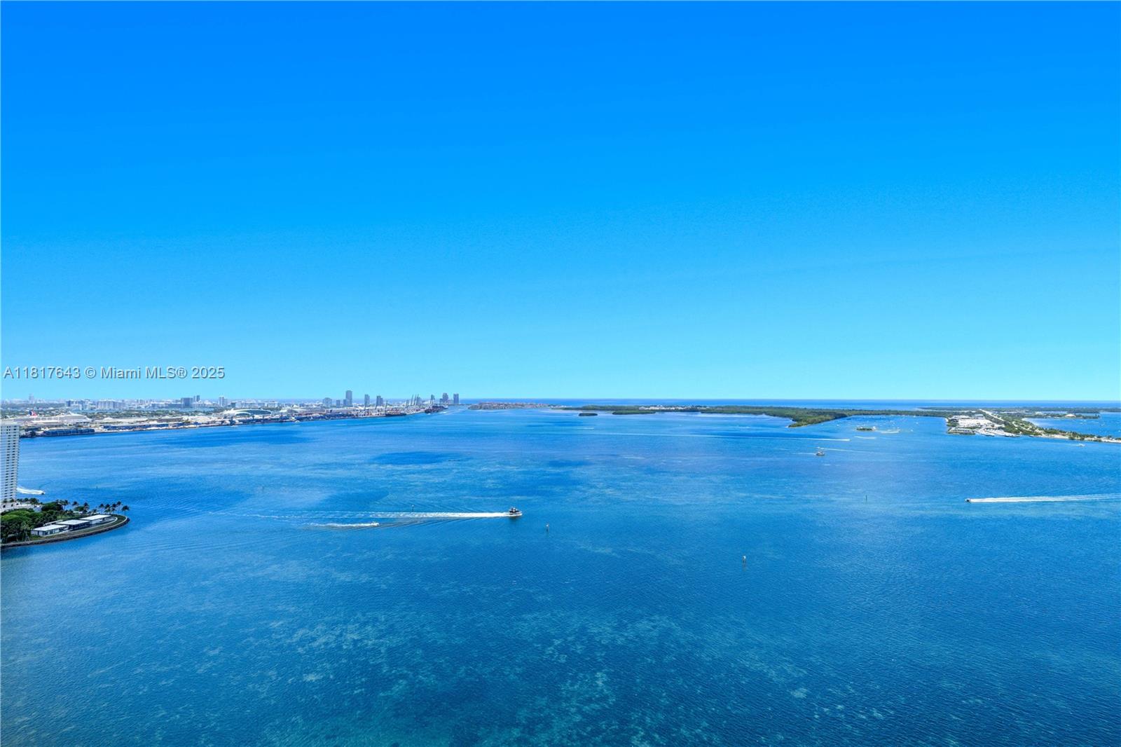 JADE RESIDENCES AT BRICKE - Residential