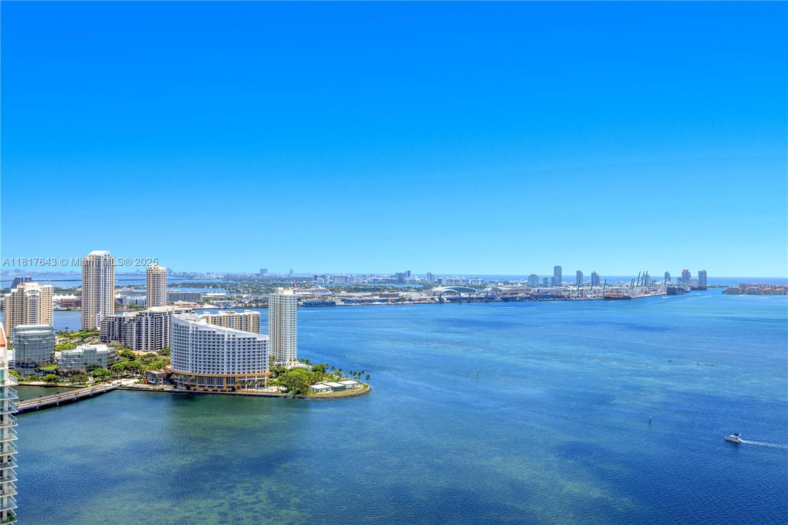 JADE RESIDENCES AT BRICKE - Residential