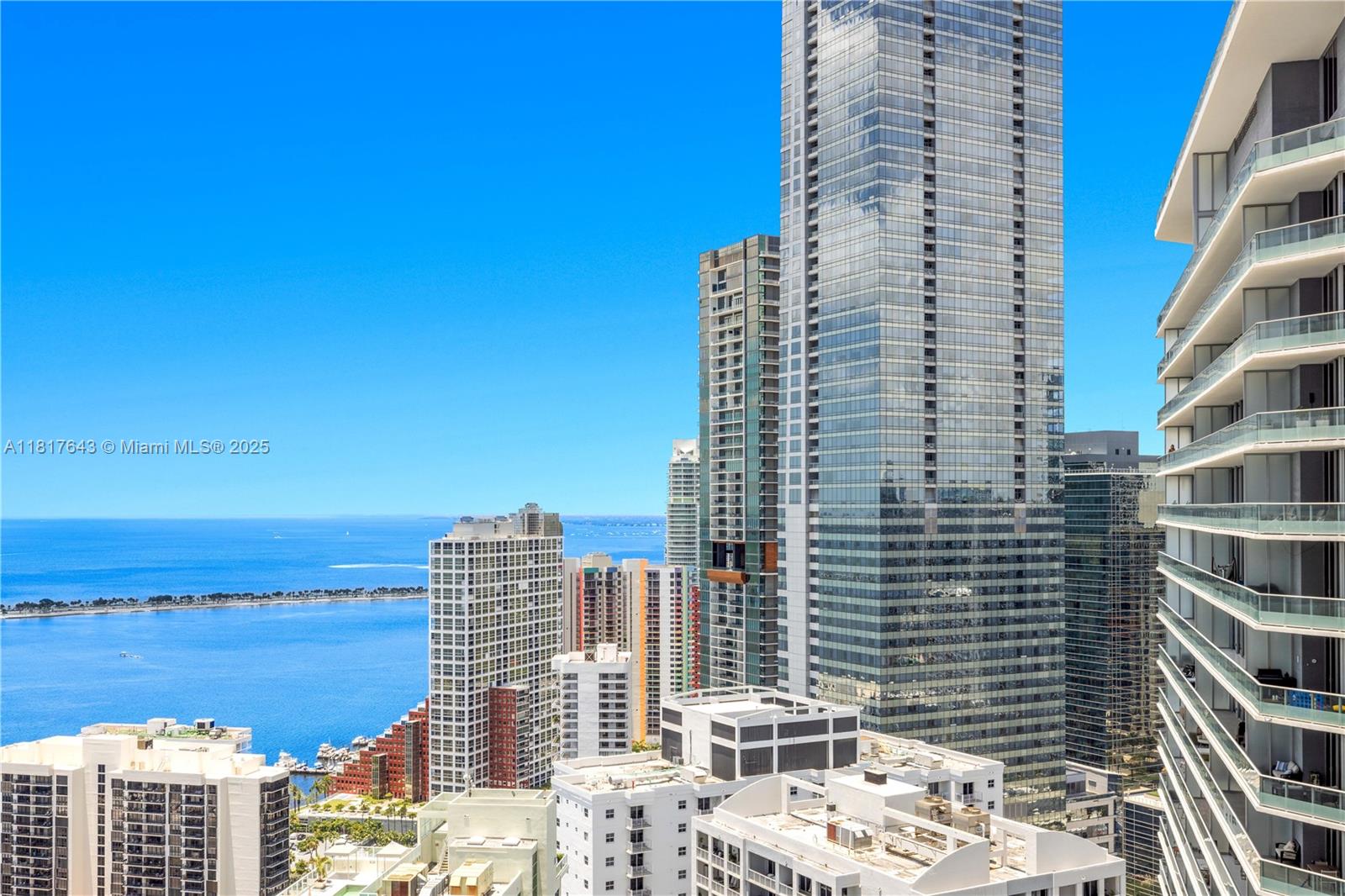 JADE RESIDENCES AT BRICKE - Residential