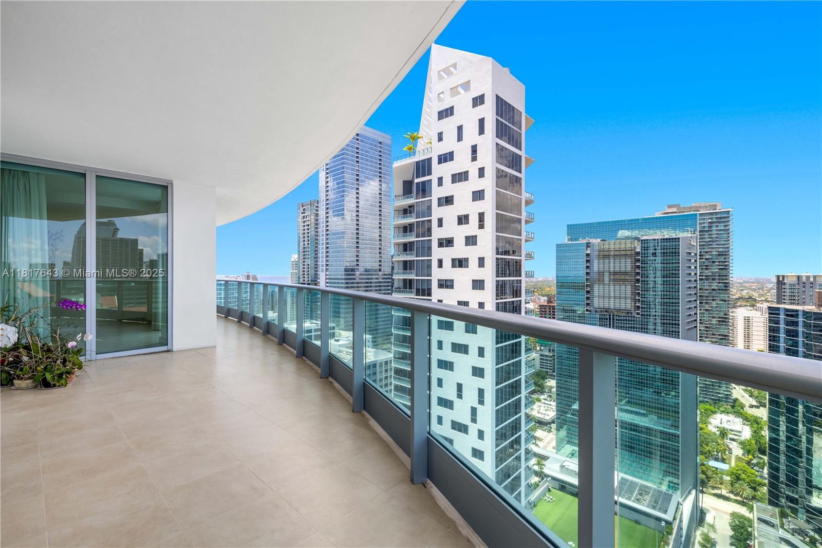 JADE RESIDENCES AT BRICKE - Residential