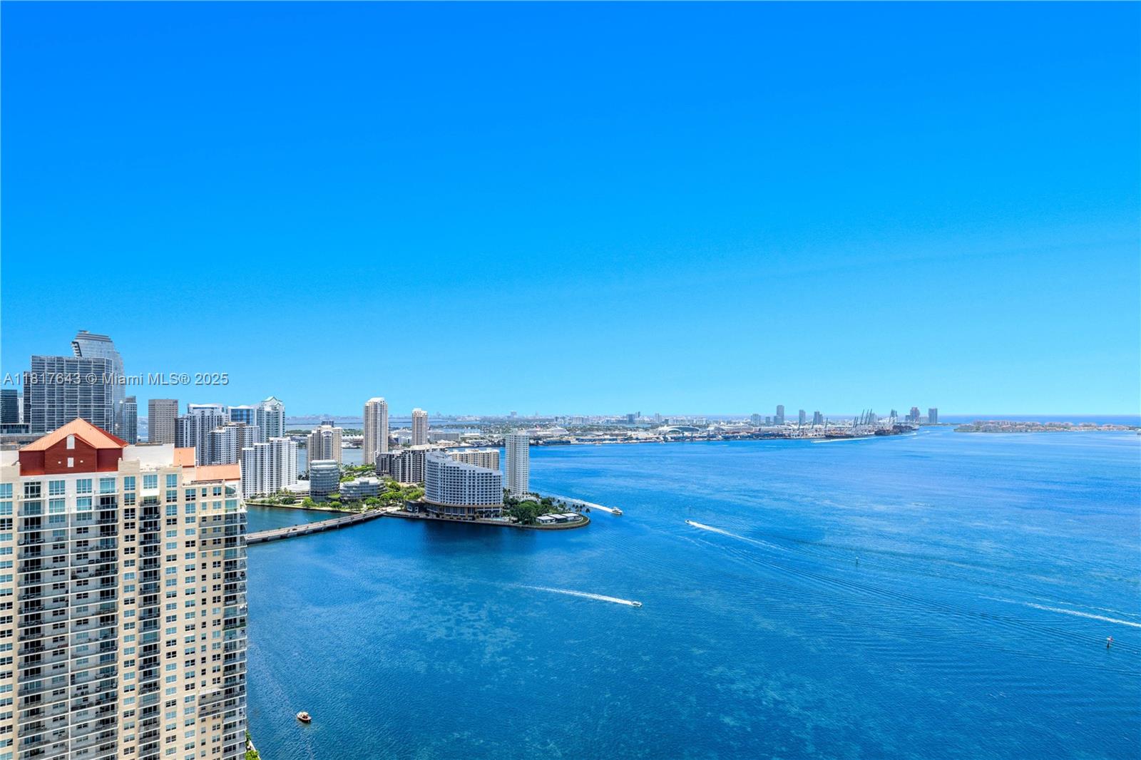 JADE RESIDENCES AT BRICKE - Residential