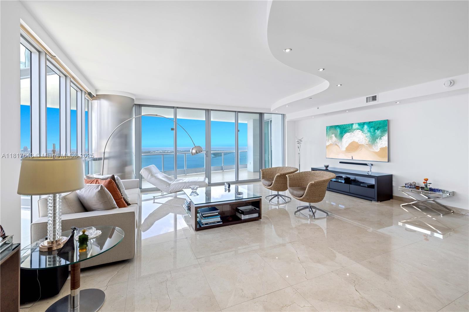 JADE RESIDENCES AT BRICKE - Residential